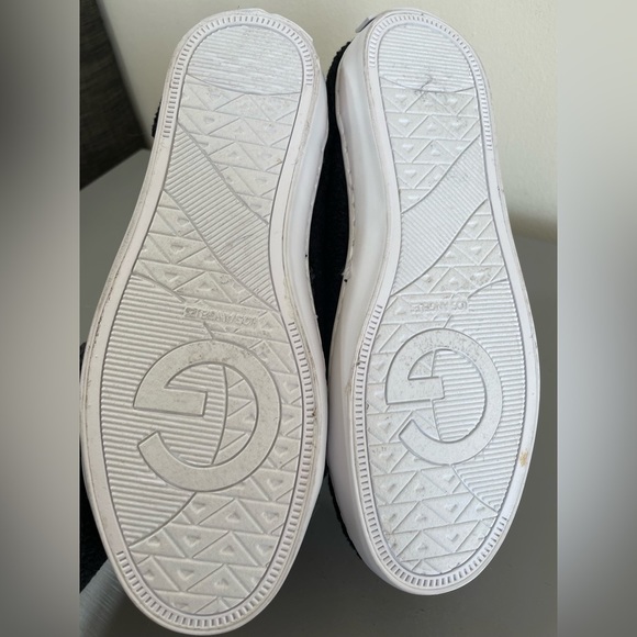 GBG LOS ANGELES GUESS FAUX SHEARLING LACE UP SNEAKERS, BLACK, EUC, SZ 8 - Picture 13 of 15